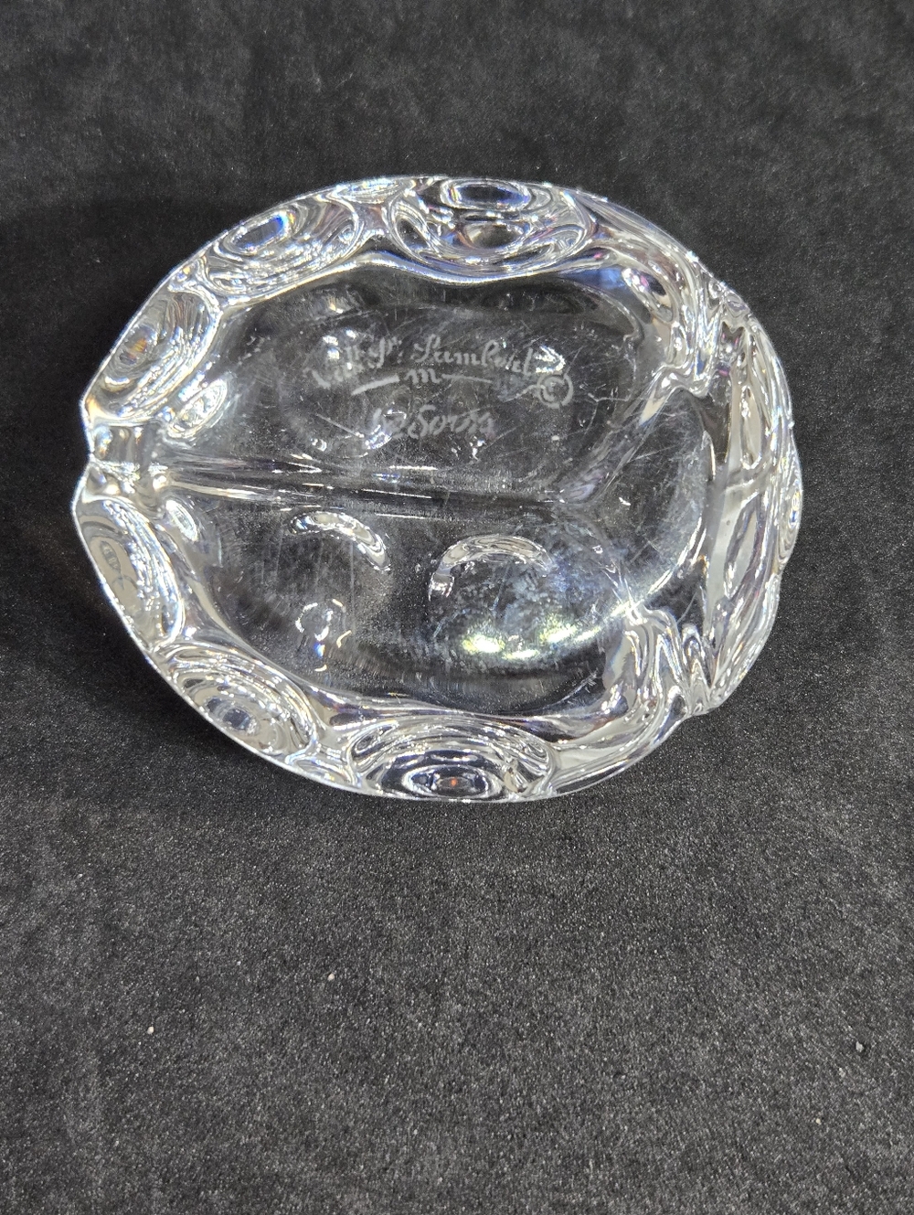 Val St. Lambert de Sousa Crystal Ladybug Paperweight - Picture 7 of 11